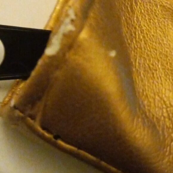 Mattel Barbie "Dolled-Up" Black & Gold Zippered Makeup Cosmetic Bag - Picture 4 of 5